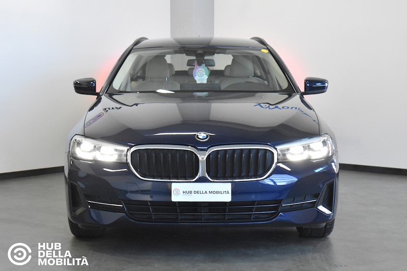 BMW 518d 48V Touring Business
